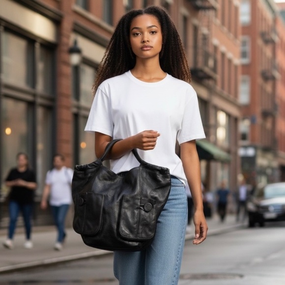 Vintage Bodhi Black Pebbled Leather Bucket Shoulder Bag with Front Pockets - Picture 1 of 16